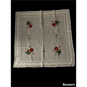 Vintage Taupe Colored Tablecloth With Lace Trim Tulips Embroidered Crewel Work